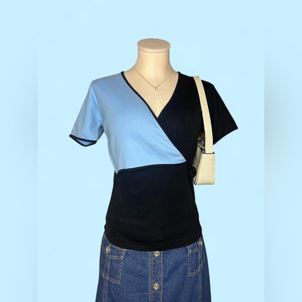 Y2K Black & Blue Wrap Top Woman’s M